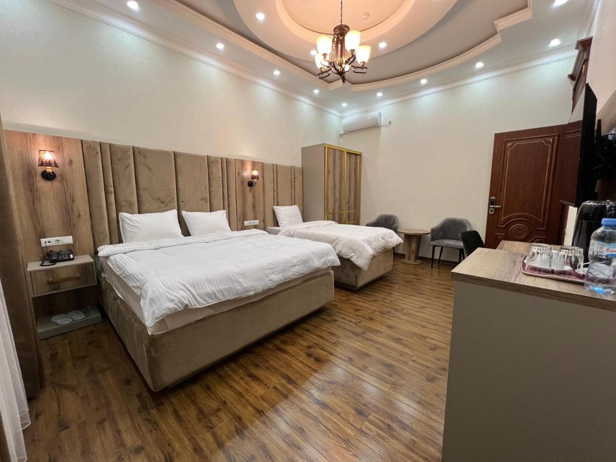 Hotel Sharq 두샨베 외부 사진