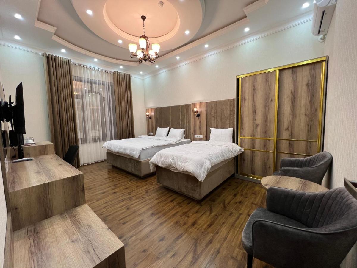 Hotel Sharq 두샨베 외부 사진