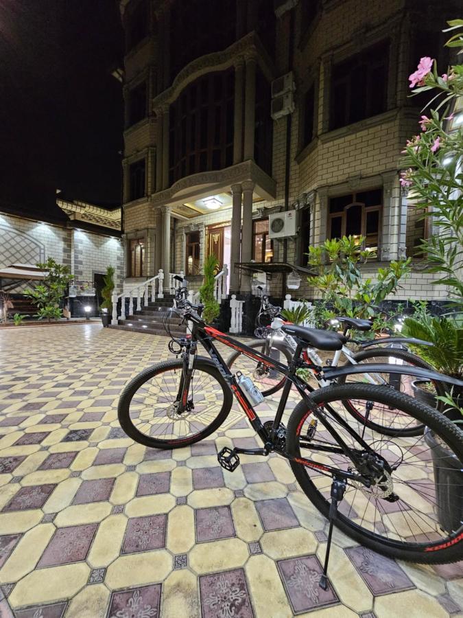 Hotel Sharq 두샨베 외부 사진