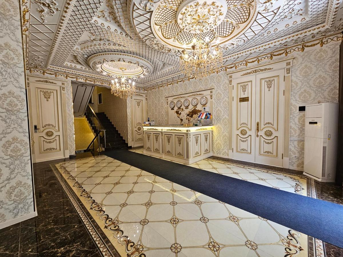 Hotel Sharq 두샨베 외부 사진