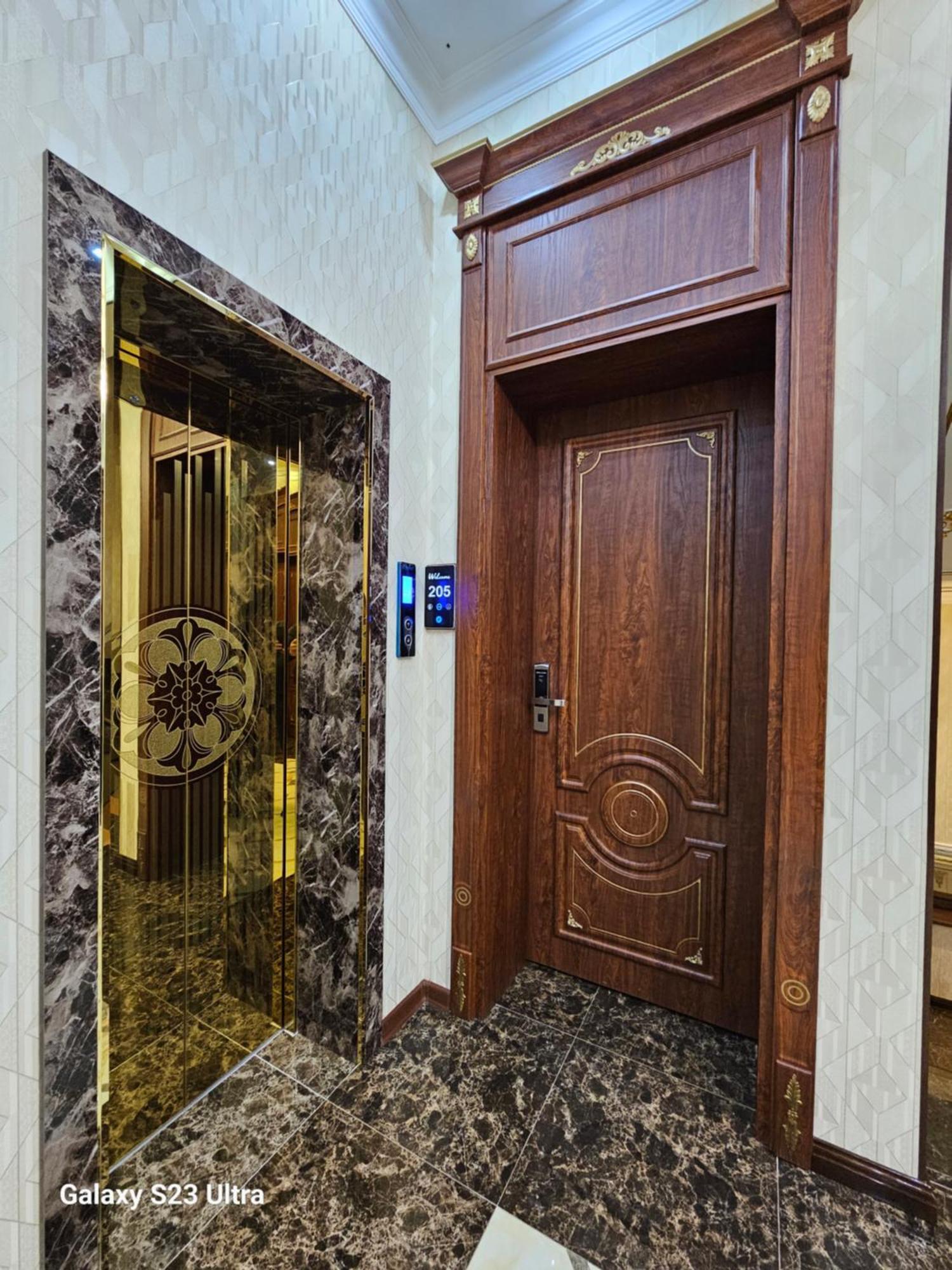 Hotel Sharq 두샨베 외부 사진