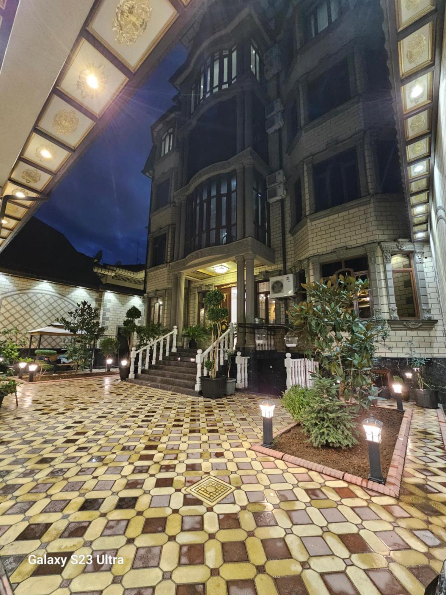 Hotel Sharq 두샨베 외부 사진