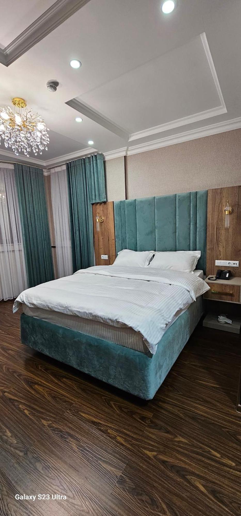 Hotel Sharq 두샨베 외부 사진
